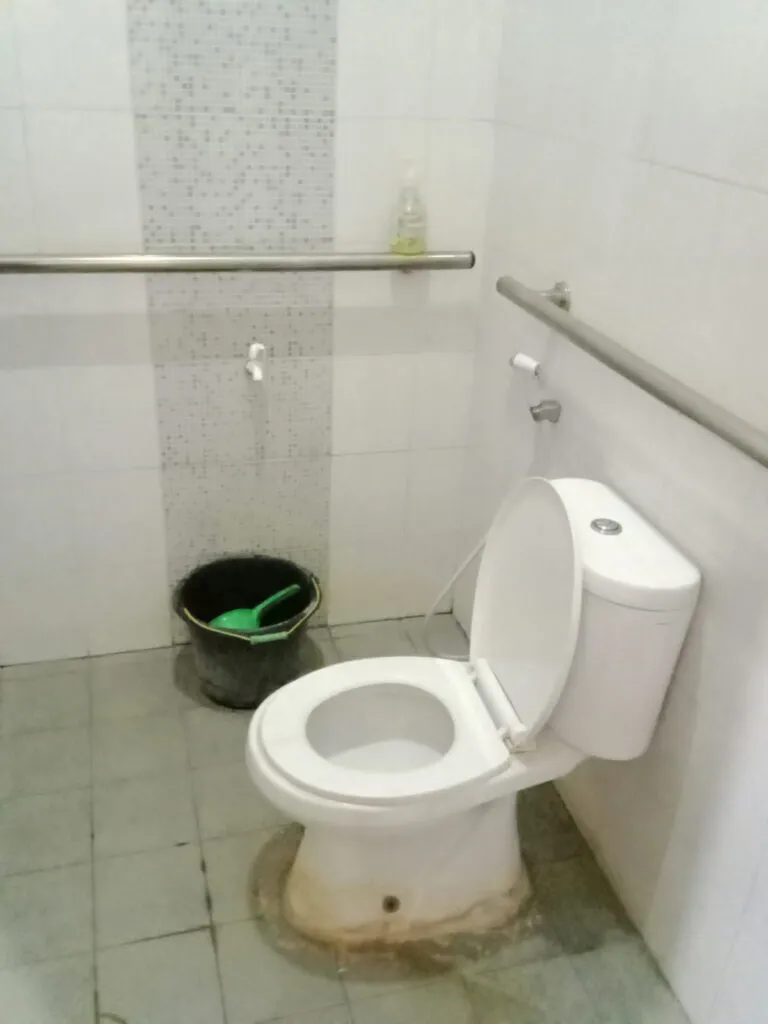 TOILET DISABILITAS 2 1